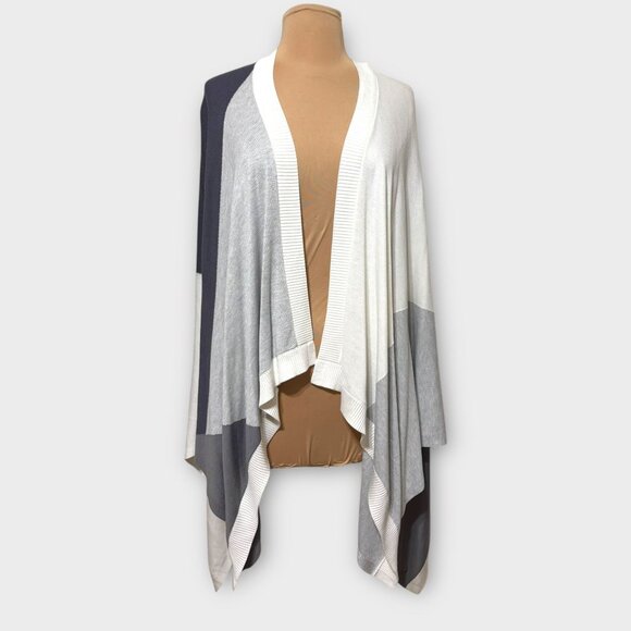 Lululemon Hatha Wrap OS Nebula Raceway Grey White Shawl Worn 1x Cozy Travel - Picture 10 of 10